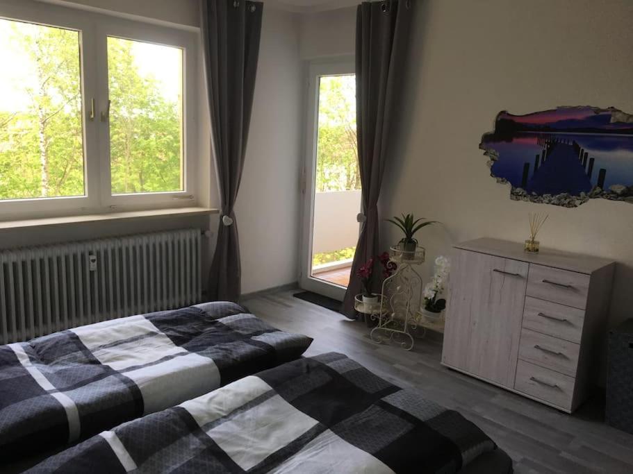 Ferienwohnung Filli Mit Sauna Und Pool Im Haus Prien am Chiemsee Bagian luar foto